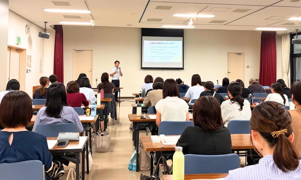 Q:「なぜかわからないけど涙が出る」子への対応は?:カウンセリング(養護教諭)
