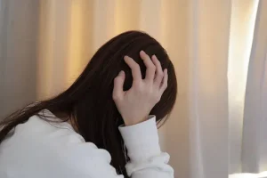 親の心配も届かない…頑張り過ぎた娘の苦しみ